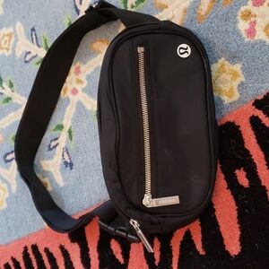 Lululemon bumbag